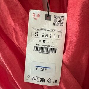 Lovely Zara jumpsuit purchased in Europe but got pregnant